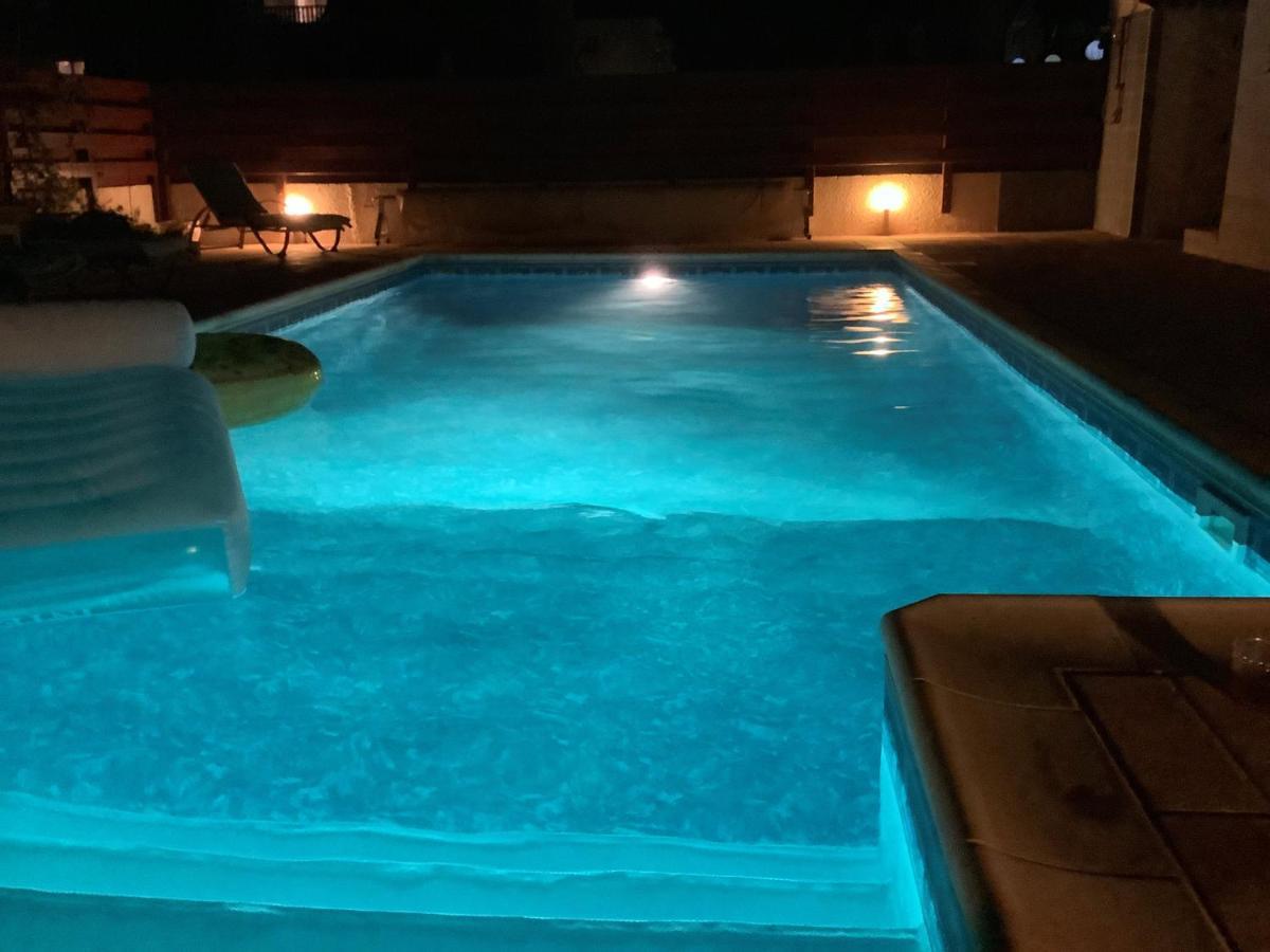 Quality Villa With Pool In Superb Location In Paphos Mandria  Luaran gambar